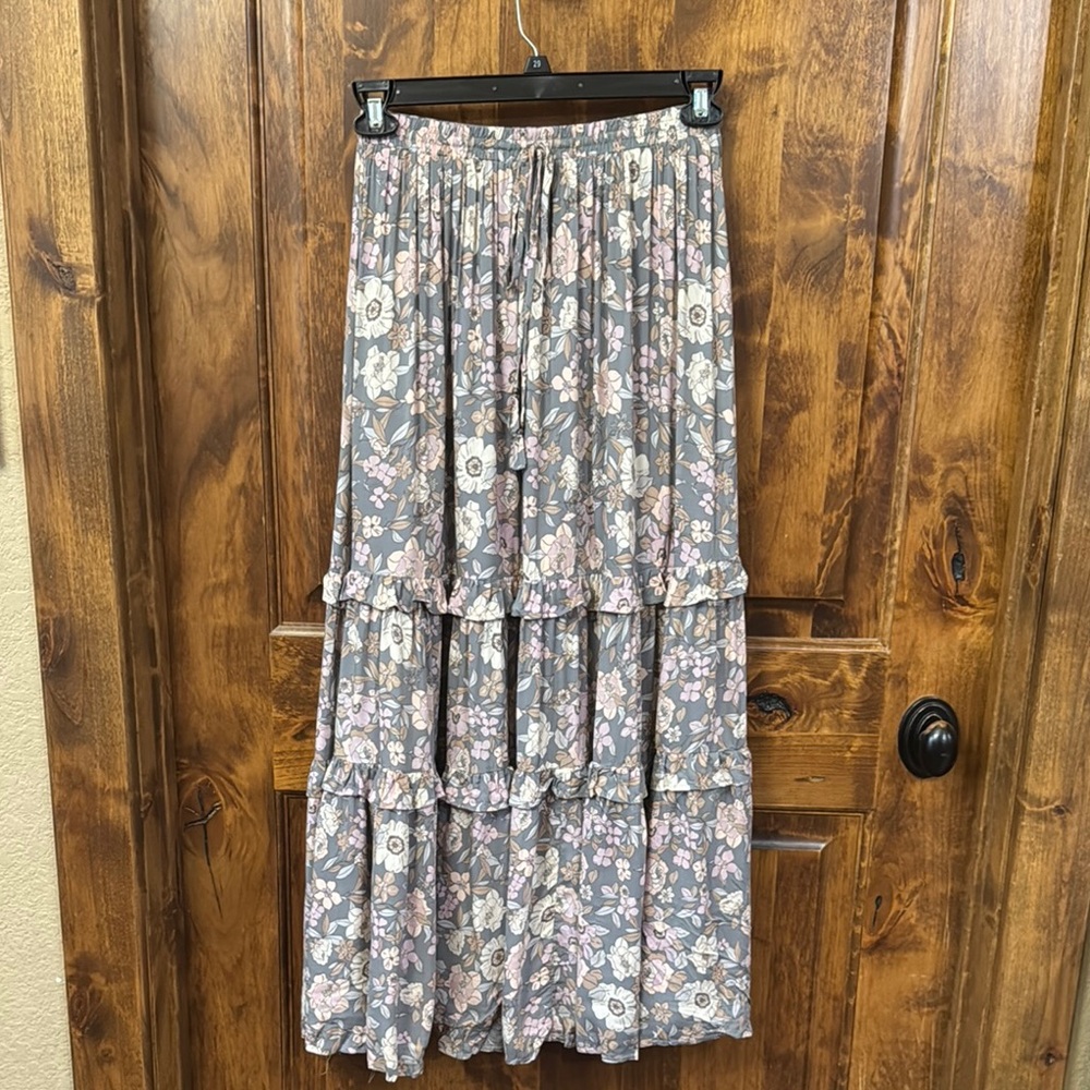 Floral Tiered Maxi Skirt - Gray and Pink